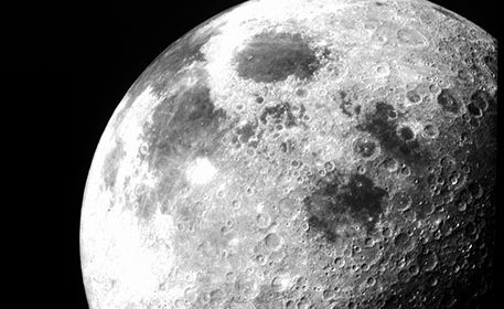 На Луне за семь лет образовались 222 новых кратера