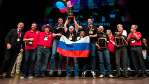 Студенты из Петербурга победили на международной олимпиаде по программированию