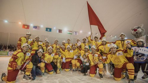 Легендарный вратарь из Канады пророчит хорошее будущее кыргызстанскому хоккею