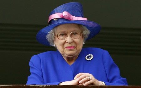Елизавета II обратилась к британскому парламенту без церемоний