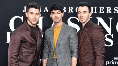 Jonas Brothers сообщили причину раннего окончания шоу в Торонто