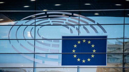 В Европарламенте потребовали заблокировать средства ЕС для Венгрии и Польши