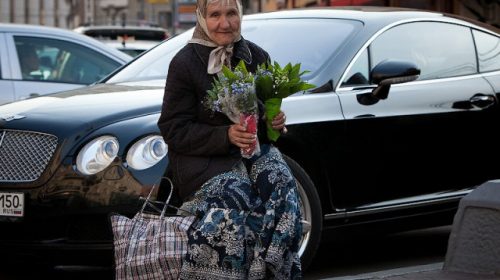 «Кровавая империя» Ходорковского и нищенские пенсии в России