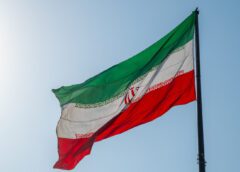 В ответ на атаку США: Иран заявил об ударе по американской военной базе