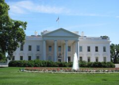 В США предостерегли Канаду от вмешательства в выборы, пишет Politico
